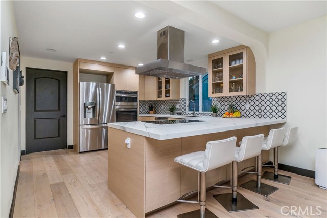 636 Vincent Park #A, Redondo Beach, California 90277, 3 Bedrooms Bedrooms, ,2 BathroomsBathrooms,Residential,Sold,Vincent Park #A,SB20200007