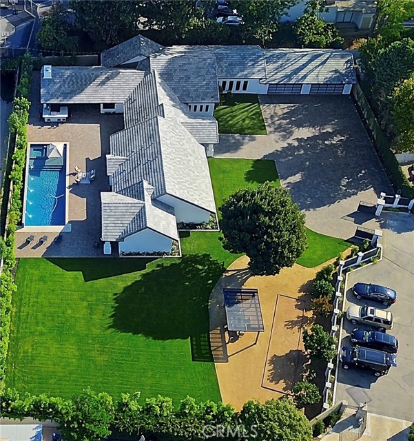 Photo of 65 W Glenchester Drive, Long Beach, CA 90805