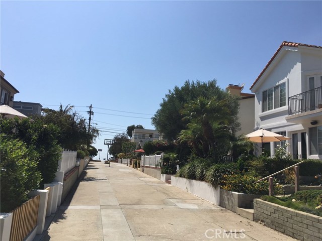 View down the walk street looking facing west.