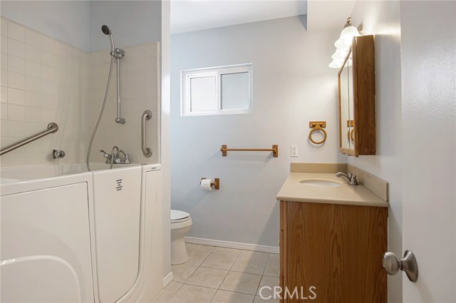 2414 Robinson Street, Redondo Beach, California 90278, 5 Bedrooms Bedrooms, ,1 BathroomBathrooms,Residential,Sold,Robinson,SB20153648