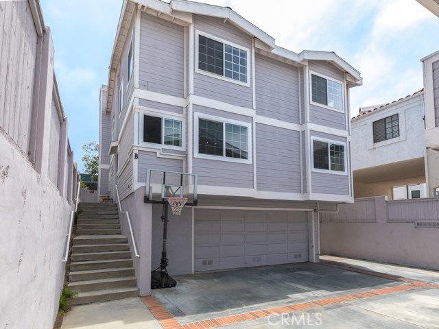 1112 Vincent Street, Redondo Beach, California 90277, 3 Bedrooms Bedrooms, ,2 BathroomsBathrooms,Residential,Sold,Vincent,SB18191775
