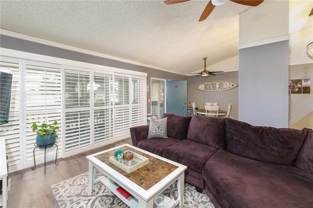 631 Prospect Avenue, Redondo Beach, California 90277, 2 Bedrooms Bedrooms, ,2 BathroomsBathrooms,Residential,Sold,Prospect,SB20199042