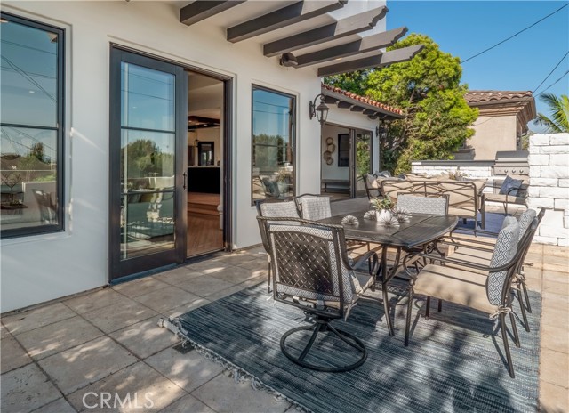 1350 Gates Avenue, Manhattan Beach, California 90266, 6 Bedrooms Bedrooms, ,6 BathroomsBathrooms,Residential,Sold,Gates,SB21062736