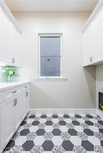 105 Juanita Avenue, Redondo Beach, California 90277, 4 Bedrooms Bedrooms, ,3 BathroomsBathrooms,Residential,Sold,Juanita,SB17254045