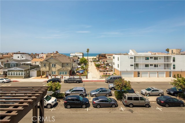 646 Hermosa Avenue, Hermosa Beach, California 90254, 3 Bedrooms Bedrooms, ,2 BathroomsBathrooms,Residential,Sold,Hermosa,SB18146265