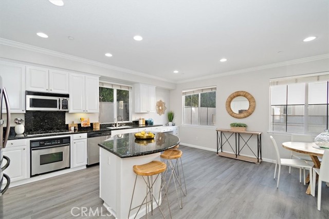 630 Meyer Lane, Redondo Beach, California 90278, 3 Bedrooms Bedrooms, ,2 BathroomsBathrooms,Residential,Sold,Meyer,SB21106616