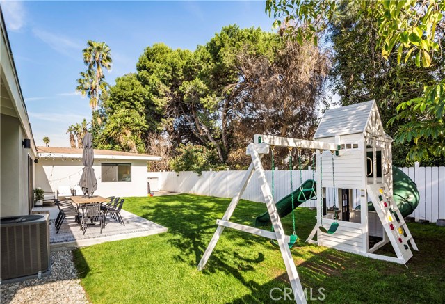 5936 S Chariton Ave, Ladera Heights, CA 90056 photo 26