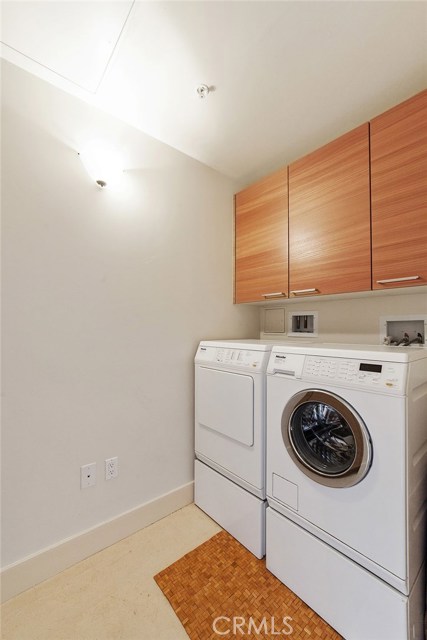2 Bed Home for Sale in Westwood - Century City, California
