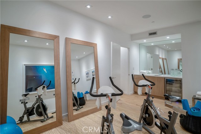 131 2nd Street, Hermosa Beach, California 90254, 4 Bedrooms Bedrooms, ,4 BathroomsBathrooms,Residential,Sold,2nd,SB19073645