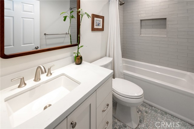 1904 Manzanita Lane, Manhattan Beach, California 90266, 3 Bedrooms Bedrooms, ,2 BathroomsBathrooms,Residential,Sold,Manzanita,SB21153043