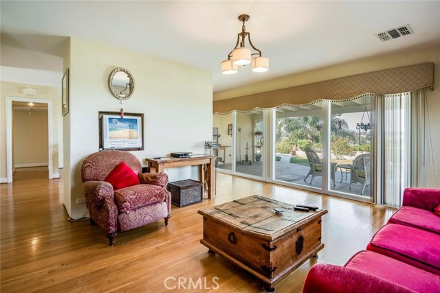 2113 Velez Drive, Rancho Palos Verdes, California 90275, 3 Bedrooms Bedrooms, ,3 BathroomsBathrooms,Residential,Sold,Velez,PV17164564