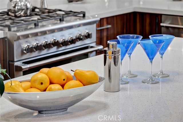 520 Esplanade, Redondo Beach, California 90277, 3 Bedrooms Bedrooms, ,2 BathroomsBathrooms,Residential,Sold,Esplanade,SB19051204