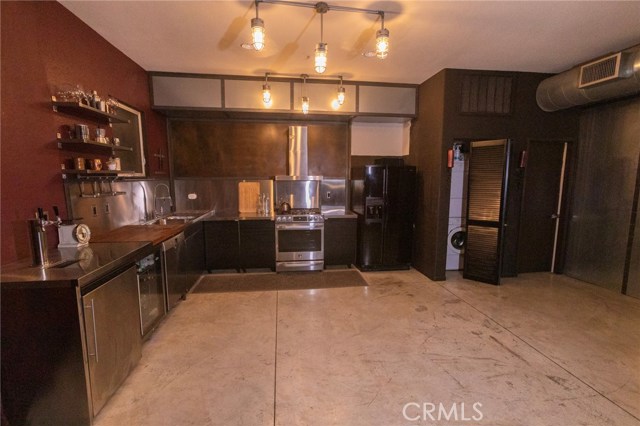 Main, 92701, ,For Sale,Main,PW20195641