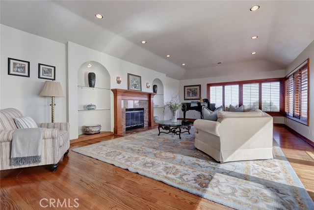 5810 Sunmist Drive, Rancho Palos Verdes, California 90275, 4 Bedrooms Bedrooms, ,3 BathroomsBathrooms,Residential,Sold,Sunmist,SB19187283