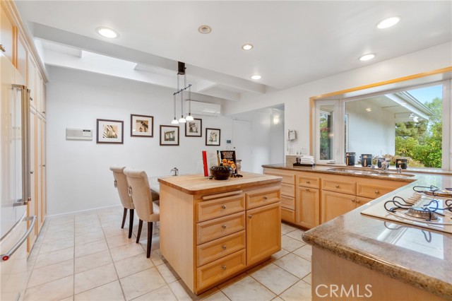 4 Spinning Wheel Lane, Rolling Hills Estates, California 90274, 4 Bedrooms Bedrooms, ,3 BathroomsBathrooms,Residential,Sold,Spinning Wheel,SB21079311