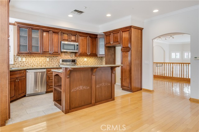 511 Maria Avenue, Redondo Beach, California 90277, 3 Bedrooms Bedrooms, ,2 BathroomsBathrooms,Residential,Sold,Maria,SB21161017