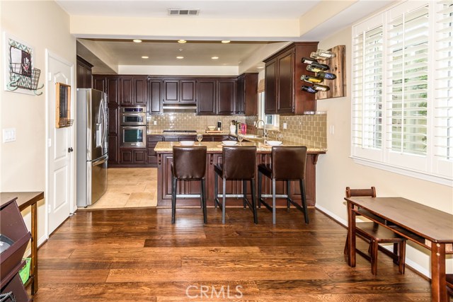 Granite breakfast bar in the Kitchen.