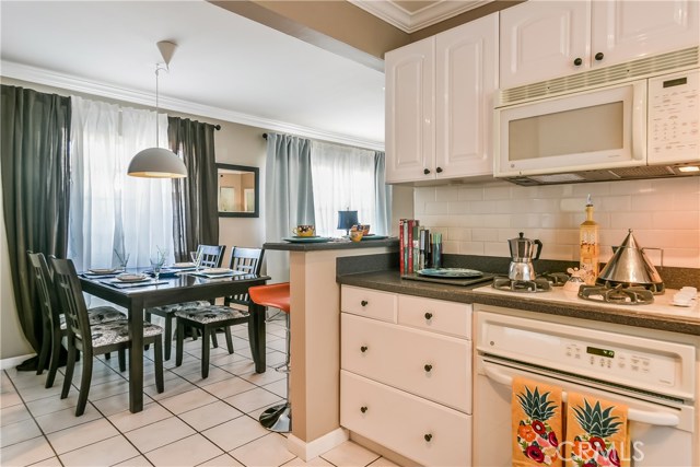 1619 Lomax Lane, Redondo Beach, California 90278, 3 Bedrooms Bedrooms, ,1 BathroomBathrooms,Residential,Sold,Lomax,PV19059758