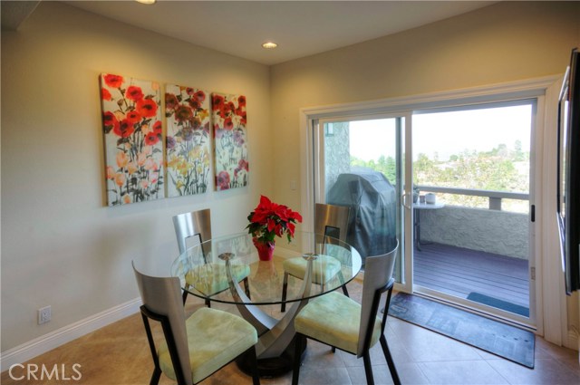 75 Hilltop Circle, Rancho Palos Verdes, California 90275, 3 Bedrooms Bedrooms, ,2 BathroomsBathrooms,Residential,Sold,Hilltop,BB17275527