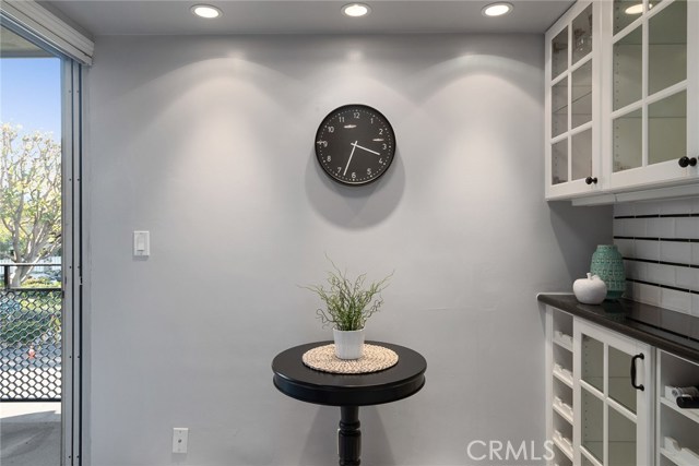 1 Bed Home for Sale in Los Angeles, California