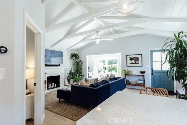 2801 Valley Drive, Manhattan Beach, California 90266, 2 Bedrooms Bedrooms, ,1 BathroomBathrooms,Residential,Sold,Valley,SB21130648