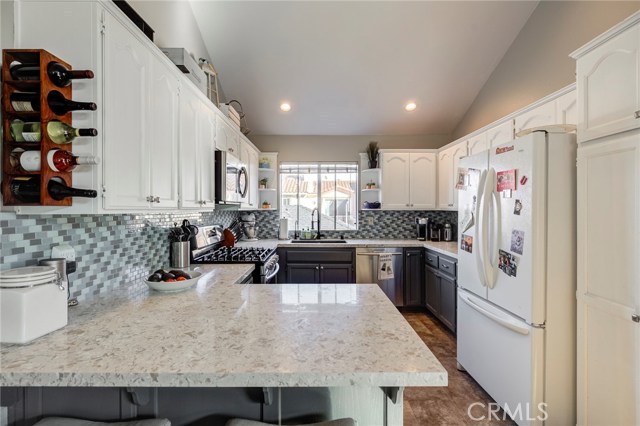 2314 Vanderbilt Lane, Redondo Beach, California 90278, 3 Bedrooms Bedrooms, ,3 BathroomsBathrooms,Residential,Sold,Vanderbilt,SB19033072