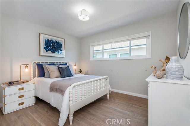 1012 Rosecrans Avenue, Manhattan Beach, California 90266, 3 Bedrooms Bedrooms, ,1 BathroomBathrooms,Residential,Sold,Rosecrans,SB20083912