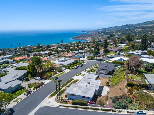 4107 Dauntless Drive, Rancho Palos Verdes, California 90275, 3 Bedrooms Bedrooms, ,2 BathroomsBathrooms,Residential,Sold,Dauntless,SB20077228