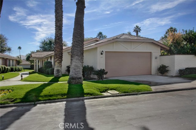 309 Villena Way, Palm Desert, CA 92260-2171