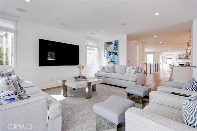 420 31st Street, Manhattan Beach, California 90266, 5 Bedrooms Bedrooms, ,2 BathroomsBathrooms,Residential,Sold,31st,SB20242729