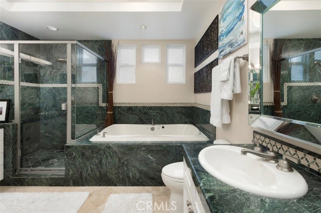 125 4th Street, Hermosa Beach, California 90254, 4 Bedrooms Bedrooms, ,3 BathroomsBathrooms,Residential,Sold,4th,SB18054270