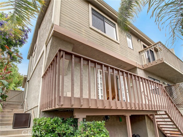 1920 Voorhees Avenue, Redondo Beach, California 90278, 3 Bedrooms Bedrooms, ,3 BathroomsBathrooms,Residential,Sold,Voorhees,SB20104389