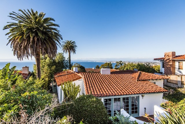 701 Via Somonte, Palos Verdes Estates, California 90274, 2 Bedrooms Bedrooms, ,3 BathroomsBathrooms,Residential,Sold,Via Somonte,PV18051059