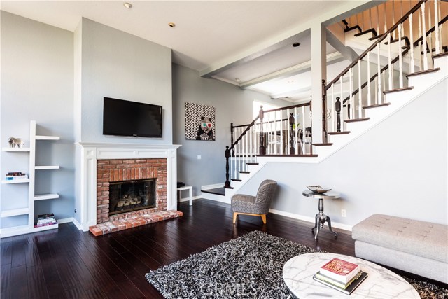 110 Prospect Avenue, Redondo Beach, California 90277, 3 Bedrooms Bedrooms, ,2 BathroomsBathrooms,Residential,Sold,Prospect,SB19083947