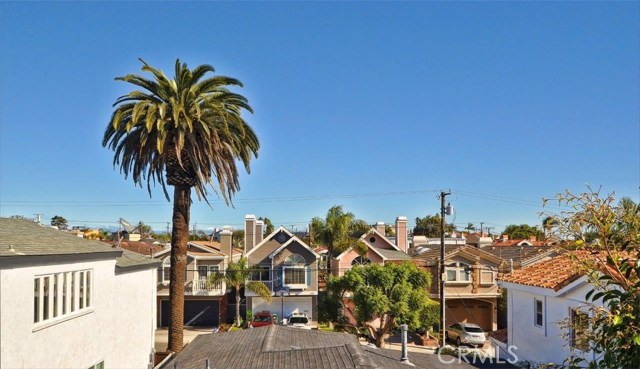 1610 Stanford Avenue, Redondo Beach, California 90278, 3 Bedrooms Bedrooms, ,2 BathroomsBathrooms,Residential,Sold,Stanford,SB18293748