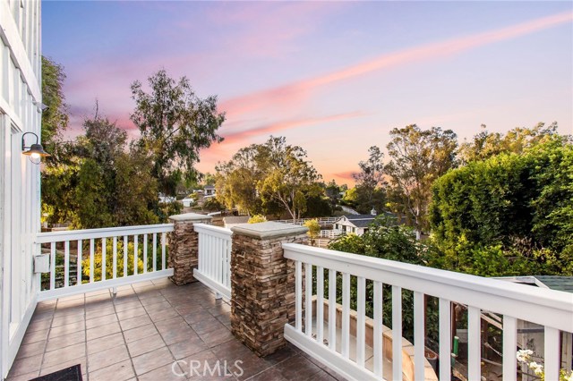 23 Sorrel Lane, Rolling Hills Estates, California 90274, 4 Bedrooms Bedrooms, ,5 BathroomsBathrooms,Residential,Sold,Sorrel,SB20096352