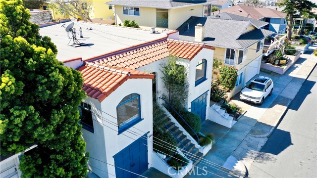 942 10th Street, Hermosa Beach, California 90254, ,Residential Income,Sold,10th,SB21048998