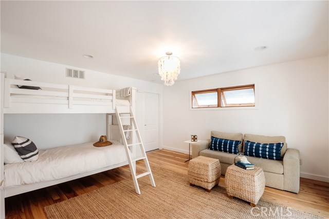 225 1st Street, Manhattan Beach, California 90266, 3 Bedrooms Bedrooms, ,Residential,Sold,1st,SB20187308