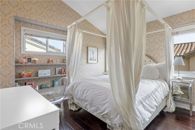 Individually decorated with Zoffany wallpaper.
