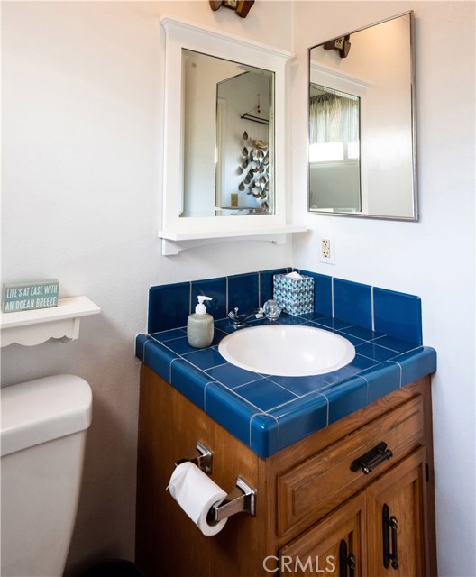 2317 Carnegie Lane, Redondo Beach, California 90278, 3 Bedrooms Bedrooms, ,2 BathroomsBathrooms,Residential,Sold,Carnegie,SB18263301