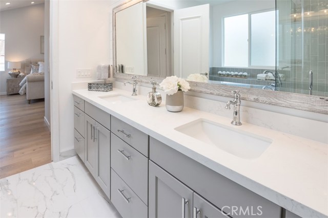 2104 Harriman Lane, Redondo Beach, California 90278, 4 Bedrooms Bedrooms, ,3 BathroomsBathrooms,Residential,Sold,Harriman,PV18101092