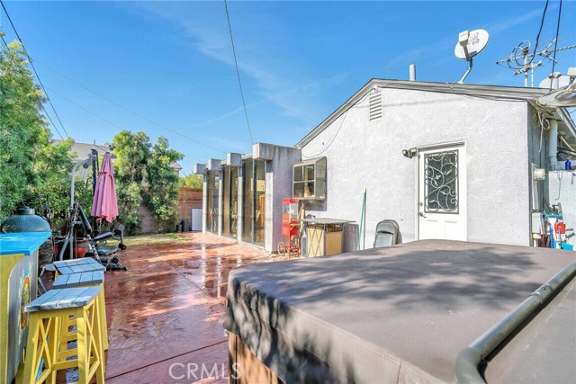 4 Bed Home for Sale in Hawthorne, California