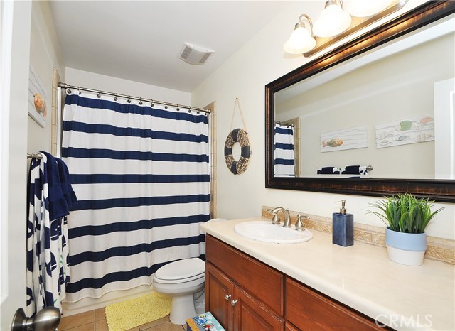 1641 Ford Avenue, Redondo Beach, California 90278, 3 Bedrooms Bedrooms, ,2 BathroomsBathrooms,Residential,Sold,Ford,SB18173264