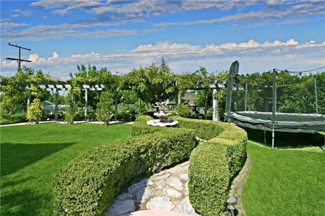 32 Harbor Sight Drive, Rolling Hills Estates, California 90274, 6 Bedrooms Bedrooms, ,2 BathroomsBathrooms,Residential,Sold,Harbor Sight,PV20212082