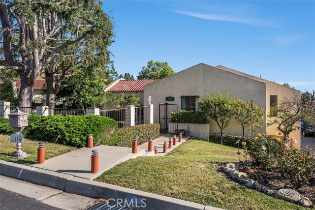 1216 Via Zumaya, Palos Verdes Estates, California 90274, 4 Bedrooms Bedrooms, ,4 BathroomsBathrooms,Residential,Sold,Via Zumaya,PV18145766