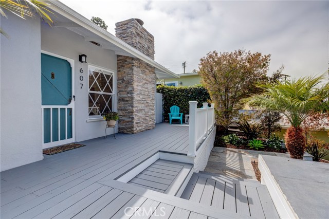 607 Camino Real, Redondo Beach, California 90277, 2 Bedrooms Bedrooms, ,2 BathroomsBathrooms,Residential,Sold,Camino Real,SB20134527