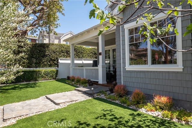 598 33rd Street, Manhattan Beach, California 90266, 5 Bedrooms Bedrooms, ,5 BathroomsBathrooms,Residential,Sold,33rd,SB21107096