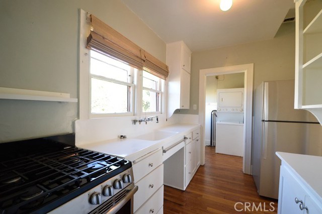 601 Garnet Street, Redondo Beach, California 90277, ,Residential Income,Sold,Garnet,SB20033834
