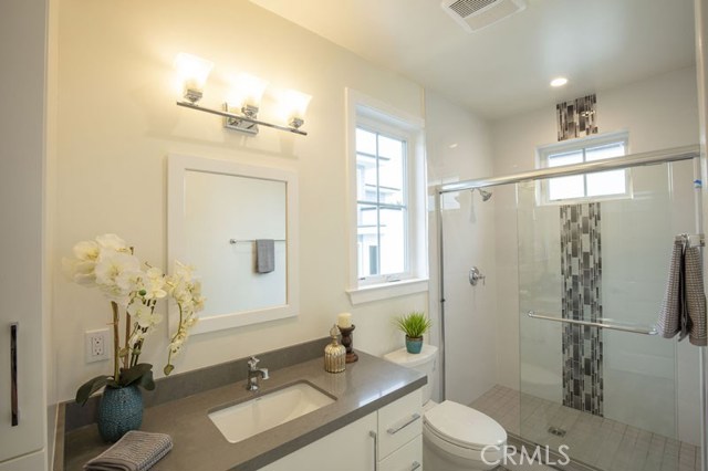 2309 Voorhees Avenue, Redondo Beach, California 90278, 4 Bedrooms Bedrooms, ,3 BathroomsBathrooms,Residential,Sold,Voorhees,SB19080678