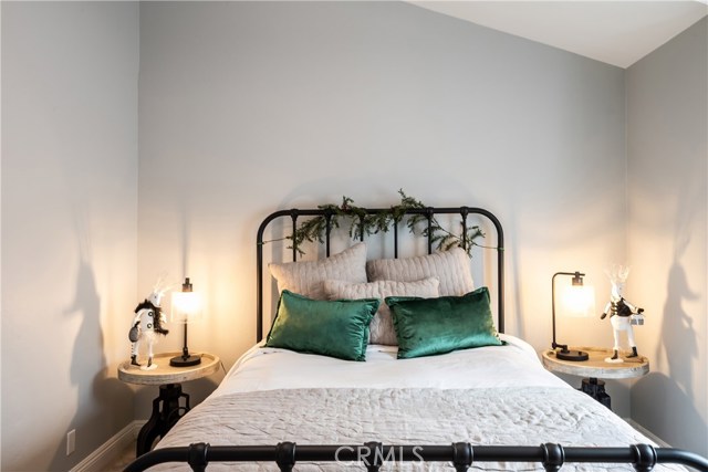 2004 Vanderbilt Lane, Redondo Beach, California 90278, 3 Bedrooms Bedrooms, ,2 BathroomsBathrooms,Residential,Sold,Vanderbilt,SB20257419